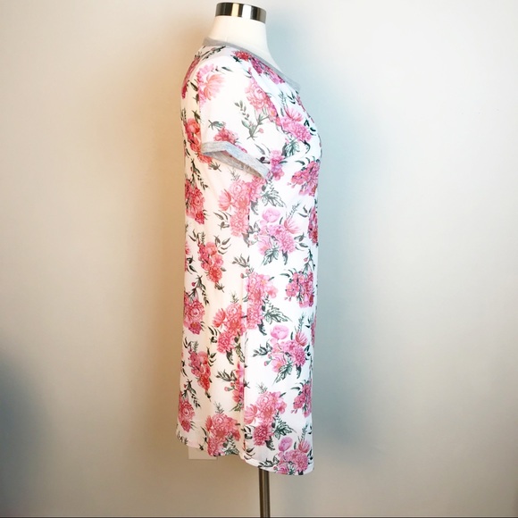 Cute floral tee shirt T-dress by No Comment NY.LA. - Picture 6 of 8